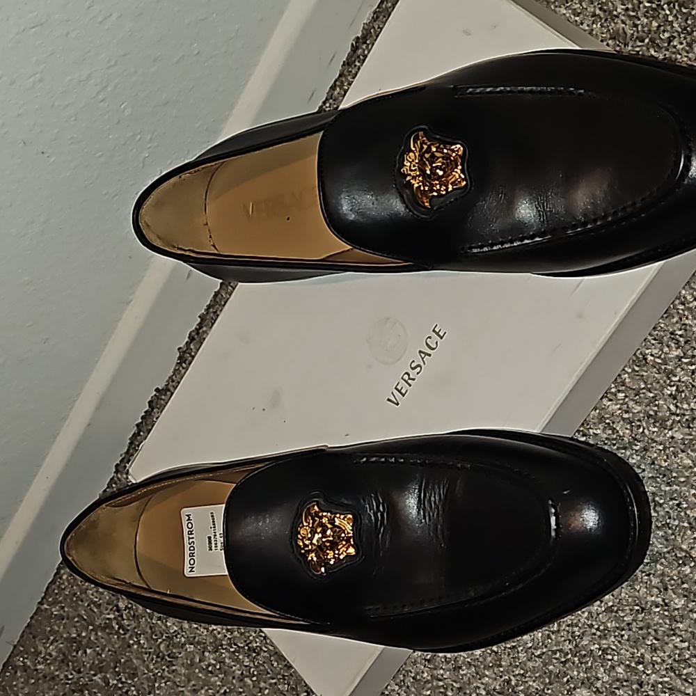 Versace 👞 - Picture 4 of 8
